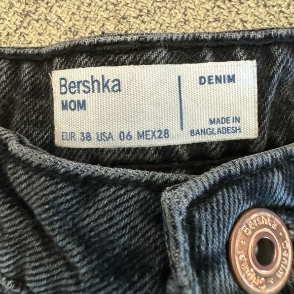 Bershka Mom Jeans - Picture 2 of 3